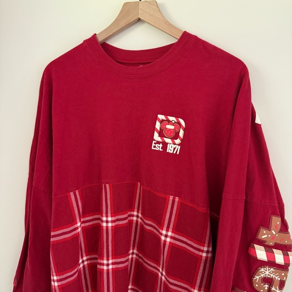 Disney Parks Holiday Spirit Jersey Gingerbread Candy Cane Red Women’s XL - Picture 3 of 8